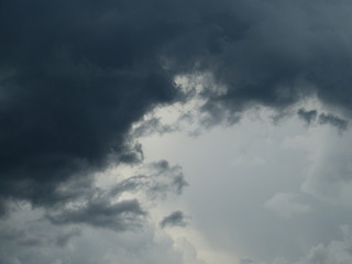 Fototapeta premium storm wolken über ortenau lauf