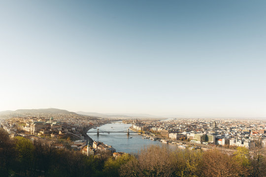 Blick &uuml;ber Budapest bei Sonnenuntergang, Ungarn