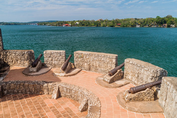 Fototapeta premium Cannons at the Castillo de San Felipe, Spanish colonial fort at the entrance to Lake Izabal in eastern Guatemala