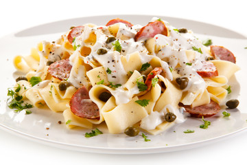 Pasta with sausages and vegetables 