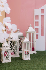 Street lights with candles and flowers for the wedding