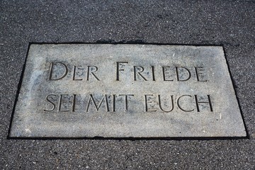 Eingang zur st Felix und Regula Kirche in Zürich