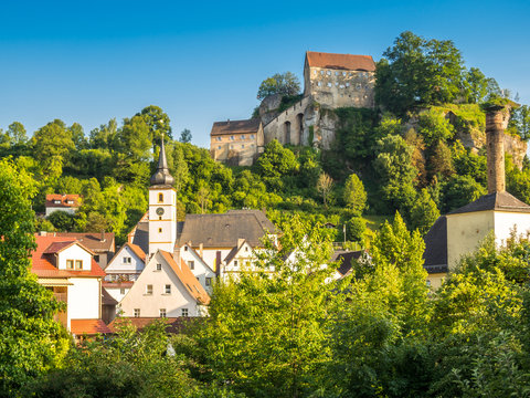 Blick auf Pottenstein in der fränkischen Schweiz