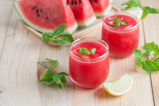 Watermelon juice with watermelon sliced, lemon.