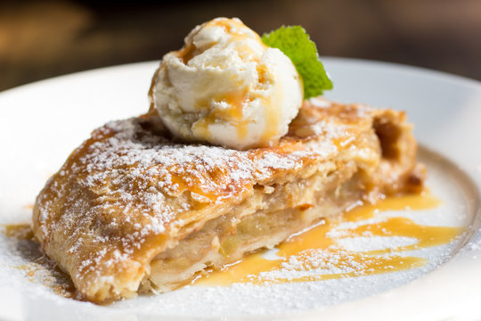 Crispy apple strudel with ice cream