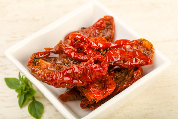 Dried tomato in olive oil