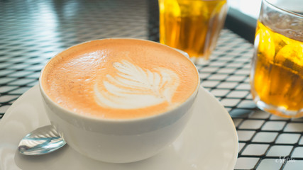 Thai tea milk hot latte art