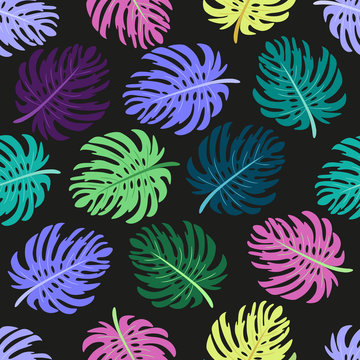 Cute seamless pattern with tropical palm leaves
