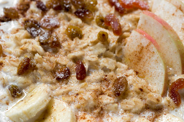 porridge with fruits