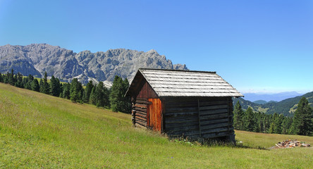 Fototapeta na wymiar Barns and huts of the Dolomites, Val Badia, Sud Tirol, Italy