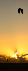 Kitesurf in sunset