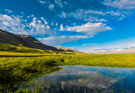 Wallpaper norway landscape nature of the mountains of Spitsbergen Longyearbyen Svalbard building city on a polar day with arctic summer in the sunset and blue sky with clouds