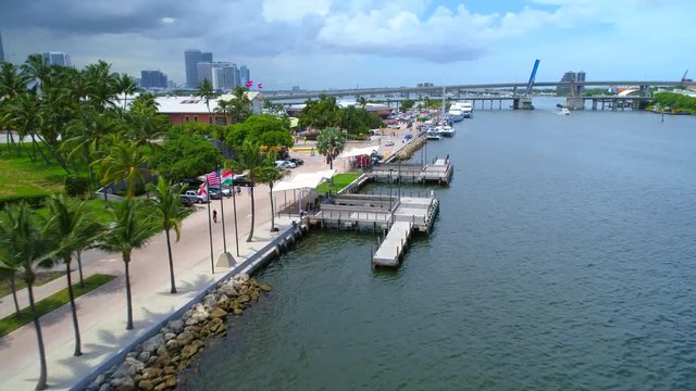 Aerial drone video Bayside Marketplace Miami 4k 60p