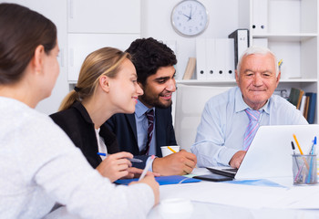 Fototapeta premium Office workers are working together at computer