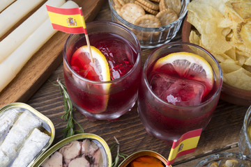 Vermouth with tapas
