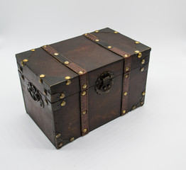 closed treasure chest
