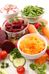 vegetable salad in bowl