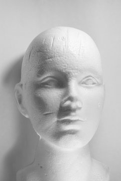 Polystyrene head for beauty classes