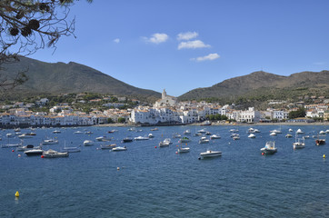 Fototapeta na wymiar The town of Cadaques in a sunny day