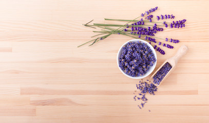 Fototapeta premium lavender flowers / Porcelain bowl with dried lavender flowers and bouquet with lavender