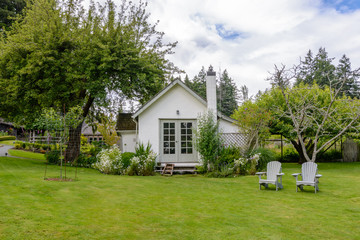 Beautiful country cottage with a large green garden.