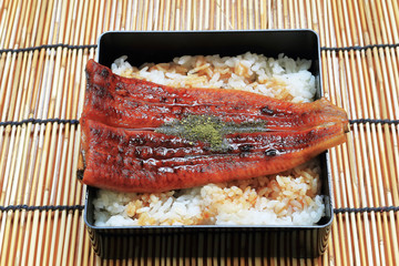 家庭で作った鰻重