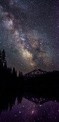 Naklejka premium Milky Way over Mountain 3