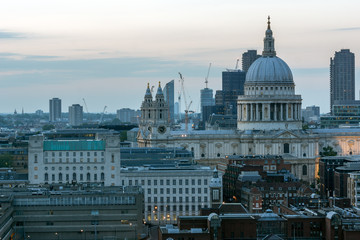 Fototapeta na wymiar Amazing Sunset panorama from Tate modern Gallery to city of London, England, Great Britain