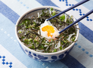 しらす丼　