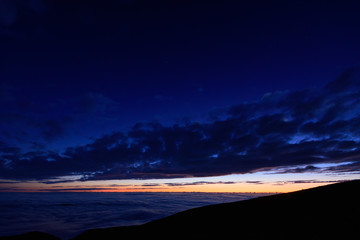 Fototapeta na wymiar 夕日と雲海　白山室堂からの眺め