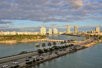 Styline and ocean views of city of Miami