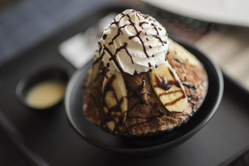 Caramel and chocolate cake and Banana