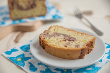 Sandkuchen mit Marmeladen Füllung
