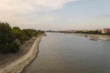 Fototapeta na wymiar sunny summer scenic city of Budapest from Margaret bridge