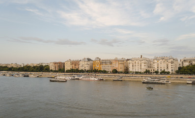 Fototapeta premium sunny summer scenic city of Budapest from Margaret bridge