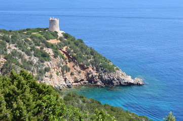 Une tour aragonaise de Sardaigne