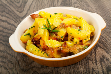 Fried potato with pork