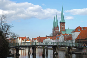 lübecker altstadt an der travre