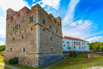 Fototapeta na wymiar Medieval stone castle