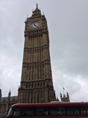 Fototapeta na wymiar Big Ben. Foto desde la estacion de metro Westminster