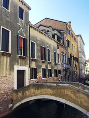 Fototapeta na wymiar A bridge over the canal (Venice, Italy)