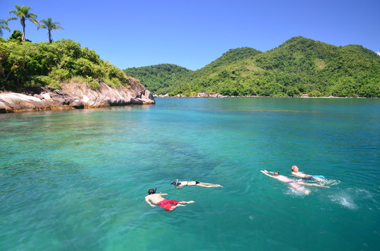 Aqu&aacute;rio natural ilha comprida