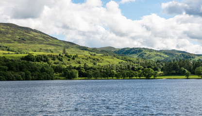 Fototapeta na wymiar Loch Ness vista