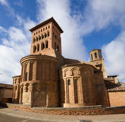 Fototapeta na wymiar Iglesia de San Tirso en Sahagun. Camino de Santiago. España