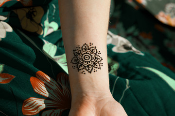 henna tattoo mehendy drawing