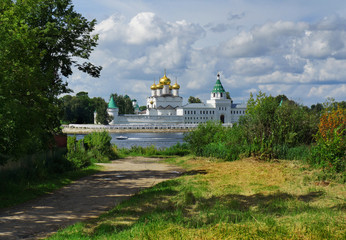 Fototapeta premium Russia, Kostroma city, Ipatievsky monastery