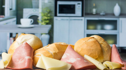 sanduíche de mortadela  