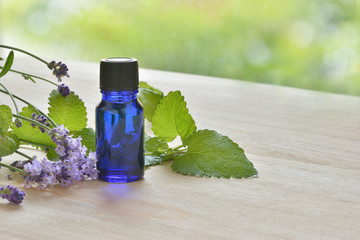 アロマオイル　ラベンダーとミント     © tamayura39