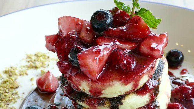 Pancake with Fresh Berry
