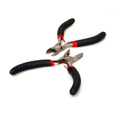 Hand tools for repair and installation: pliers/screwdriver